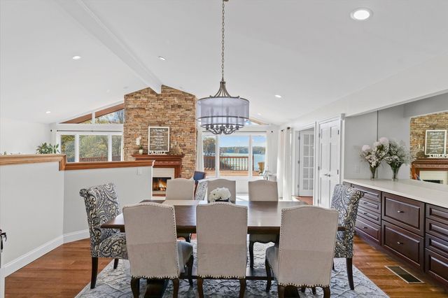 120 Thornhill Drive, Danville, IL 61832