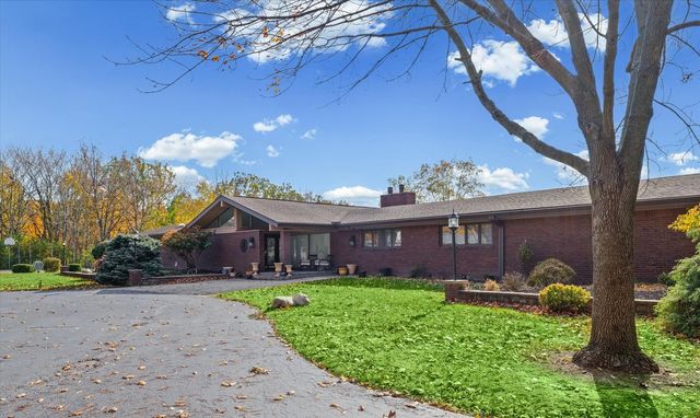 120 Thornhill Drive, Danville, IL 61832