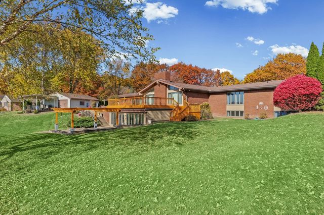 120 Thornhill Drive, Danville, IL 61832