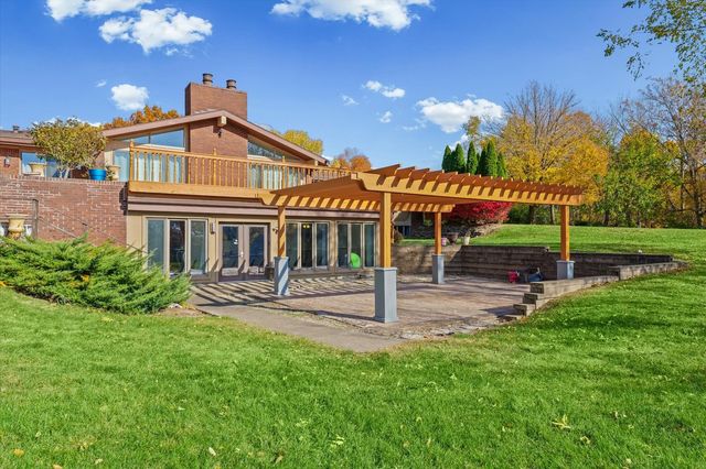 120 Thornhill Drive, Danville, IL 61832