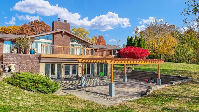 120 Thornhill Drive, Danville, IL 61832