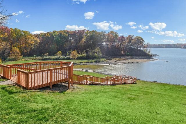 120 Thornhill Drive, Danville, IL 61832