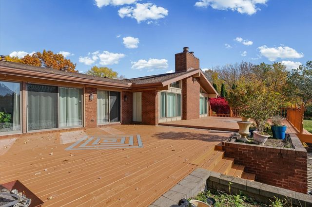 120 Thornhill Drive, Danville, IL 61832