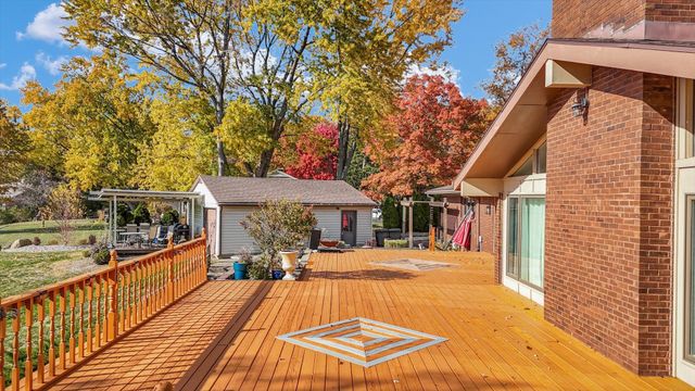 120 Thornhill Drive, Danville, IL 61832