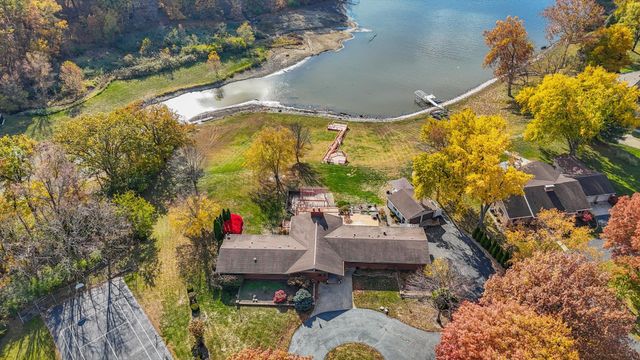 120 Thornhill Drive, Danville, IL 61832