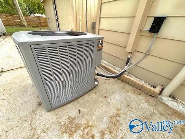 318 Graycroft Drive, Huntsville, AL 35802