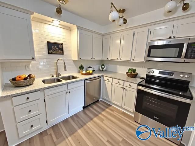 318 Graycroft Drive, Huntsville, AL 35802