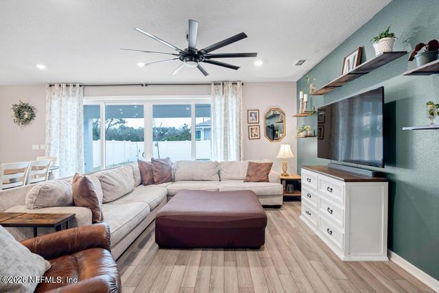 4648 FARMHOUSE GATE Trail, Jacksonville, FL 32226