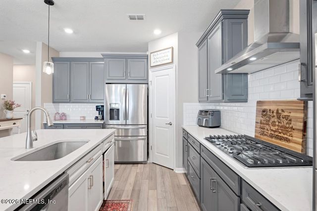 4648 FARMHOUSE GATE Trail, Jacksonville, FL 32226