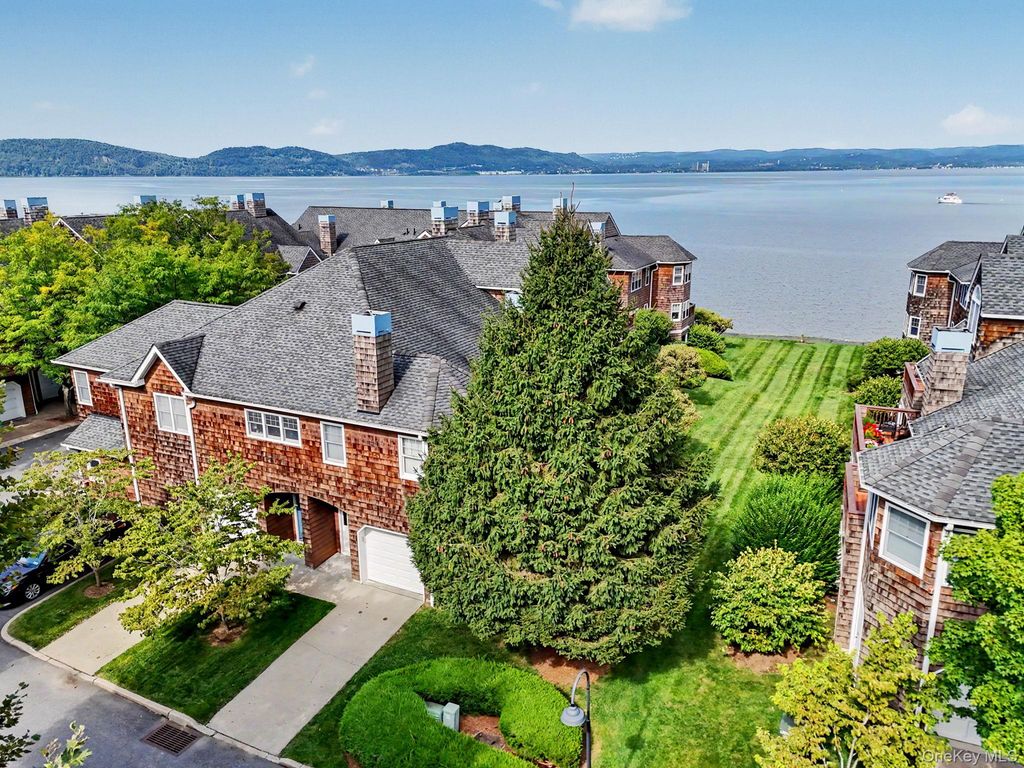 601 Half Moon Bay Drive, Croton-on-hudson, NY 10520 — photo 3
