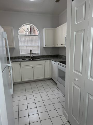 4733 Wild Iris Dr Apt 204, Myrtle Beach, SC 29577