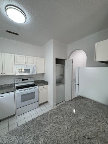 4733 Wild Iris Dr Apt 204, Myrtle Beach, SC 29577