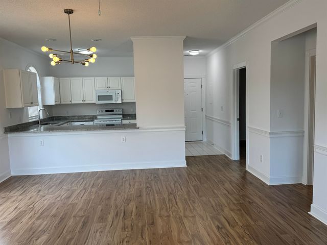 4733 Wild Iris Dr Apt 204, Myrtle Beach, SC 29577