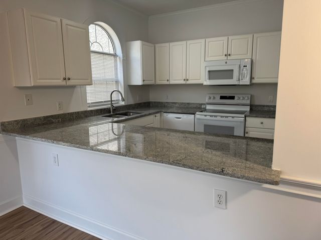 4733 Wild Iris Dr Apt 204, Myrtle Beach, SC 29577