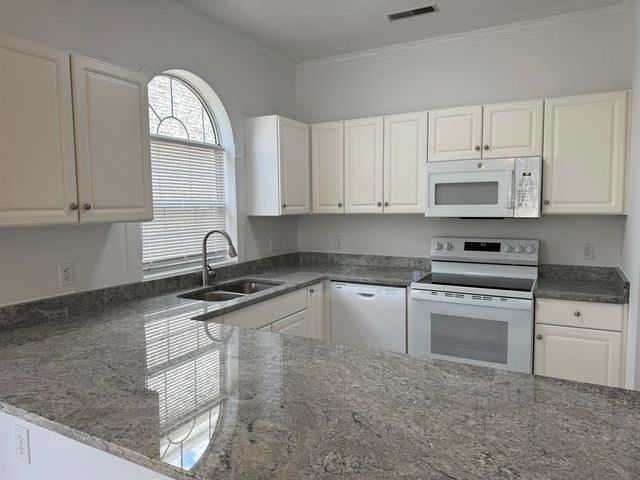 4733 Wild Iris Dr Apt 204, Myrtle Beach, SC 29577