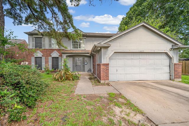 13827 Hallfield Drive, Houston, TX 77014