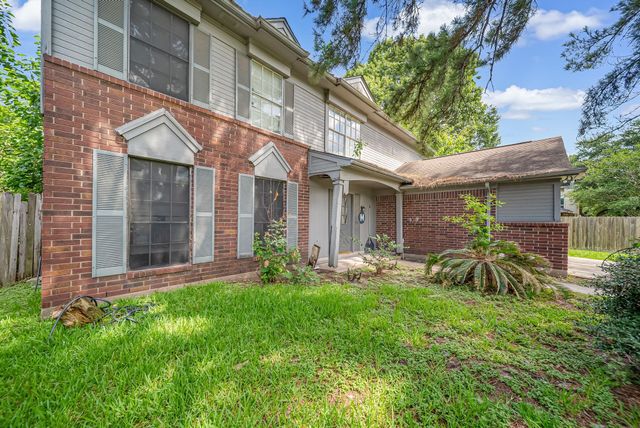 13827 Hallfield Drive, Houston, TX 77014