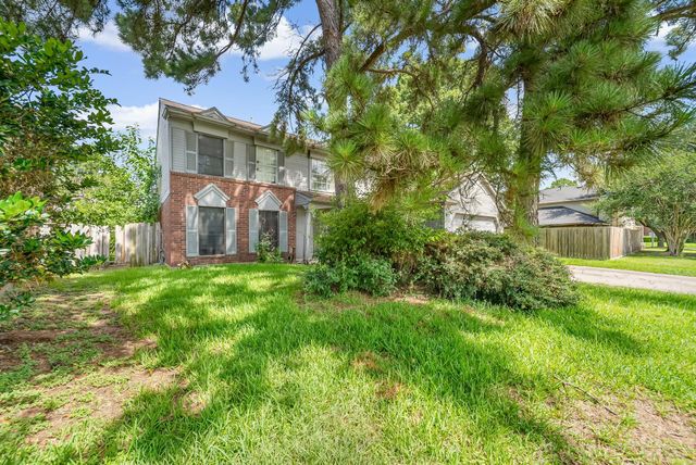 13827 Hallfield Drive, Houston, TX 77014