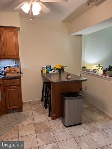 710 SILVER CT, Hamilton, NJ 08690
