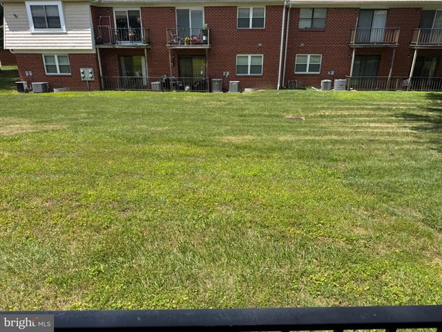 710 SILVER CT, Hamilton, NJ 08690