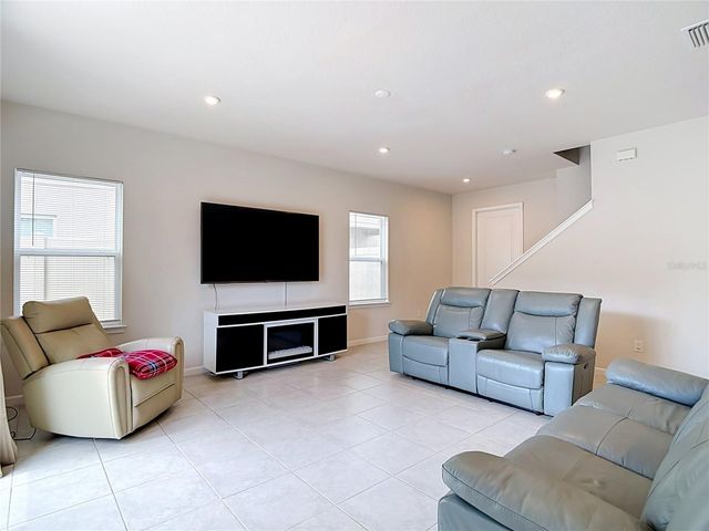 10699 OLD SYCAMORE LOOP, Land O Lakes, FL 34638
