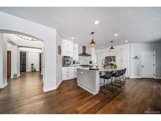 8537 Winter Berry Dr, Castle Pines, CO 80108