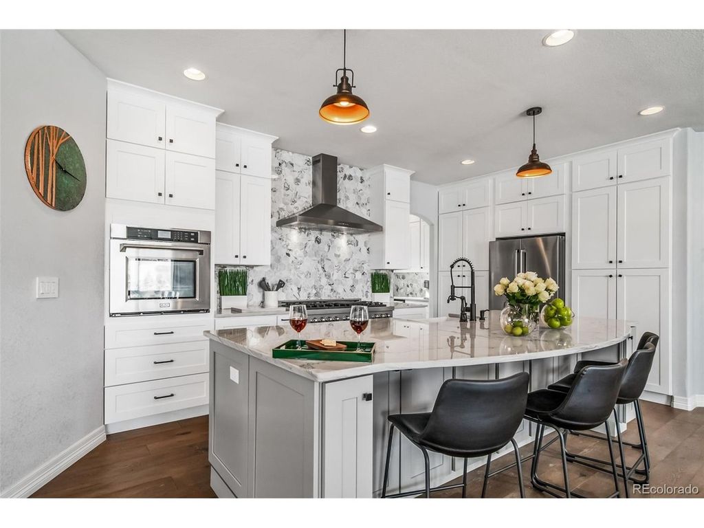 8537 Winter Berry Dr, Castle Pines, CO 80108