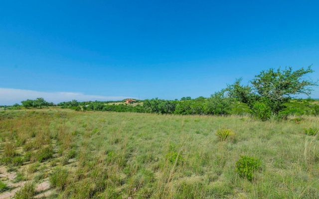 261 Cedar Mountain DR, Spicewood, TX 78669