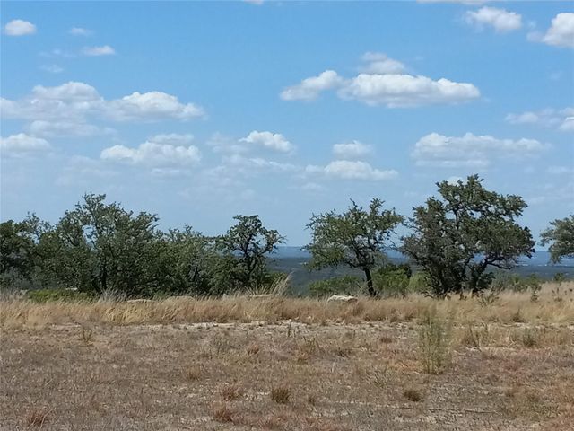 261 Cedar Mountain DR, Spicewood, TX 78669