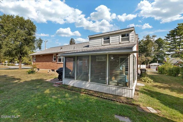 99 Vaughn Drive, Guilderland, NY 12203