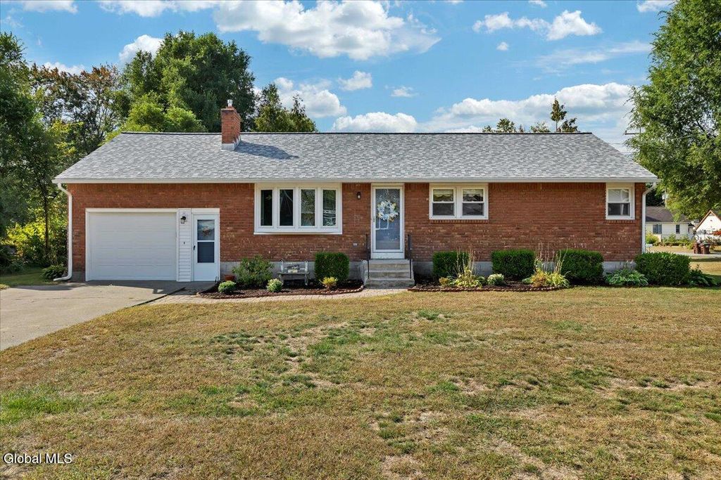 99 Vaughn Drive, Guilderland, NY 12203