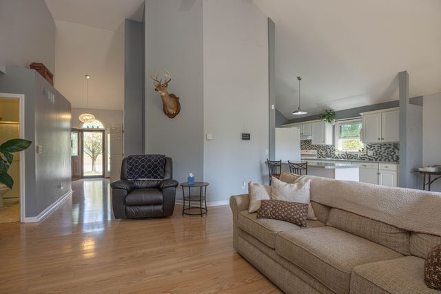 2050 Old Higbee Mill Road, Lexington, KY 40514