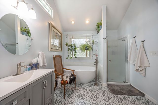 2050 Old Higbee Mill Road, Lexington, KY 40514