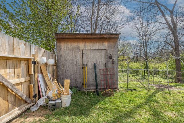 2050 Old Higbee Mill Road, Lexington, KY 40514