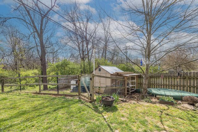 2050 Old Higbee Mill Road, Lexington, KY 40514