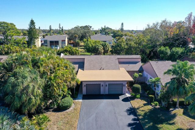 5719 WESTWIND LANE, Sarasota, FL 34231