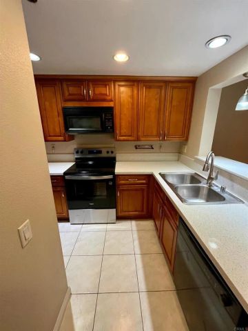 8 ALLENWOOD Lane, Aliso Viejo, CA 92656