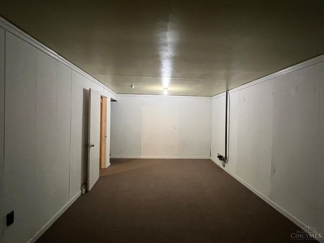 975 Glasgow Drive, Forest Park, OH 45240