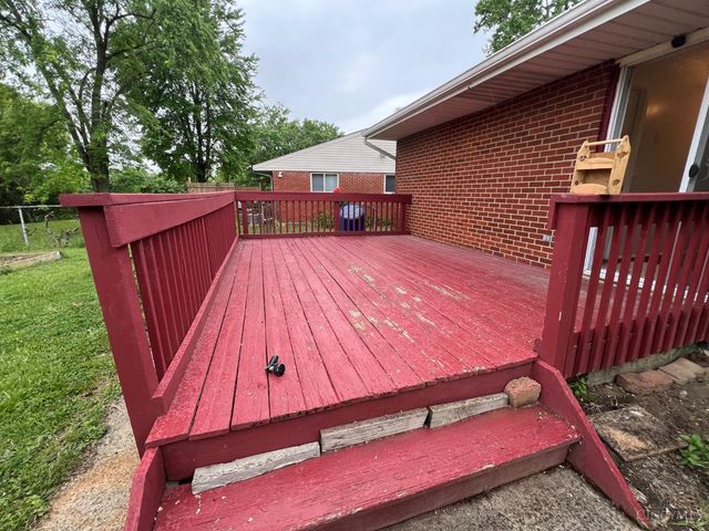 975 Glasgow Drive, Forest Park, OH 45240