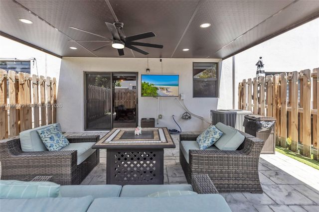 12982 SW 232nd Ln, Homestead, FL 33170