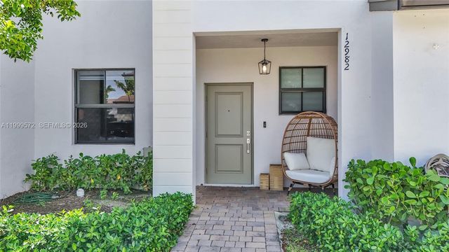 12982 SW 232nd Ln, Homestead, FL 33170