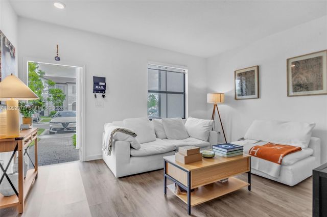 12982 SW 232nd Ln, Homestead, FL 33170