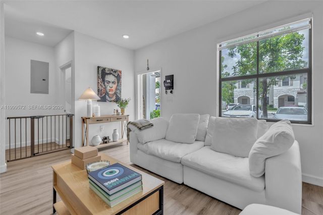 12982 SW 232nd Ln, Homestead, FL 33170