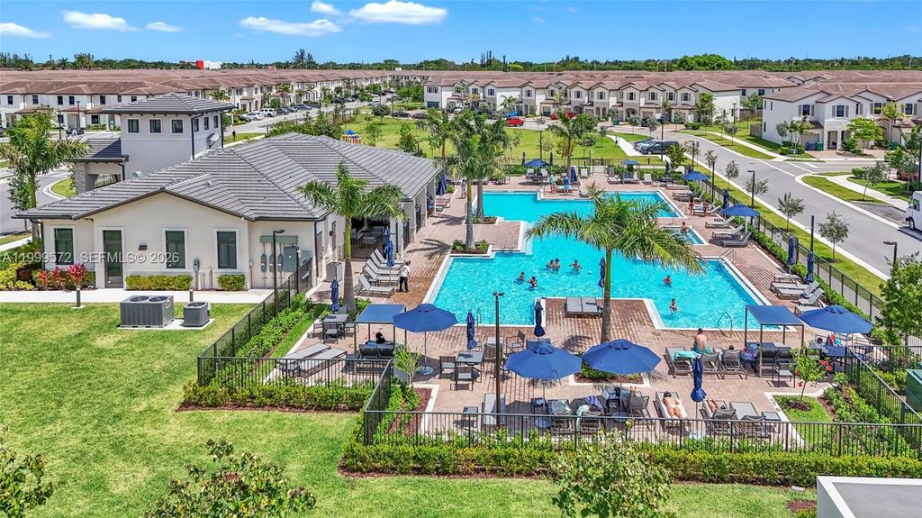 12982 SW 232nd Ln, Homestead, FL 33170