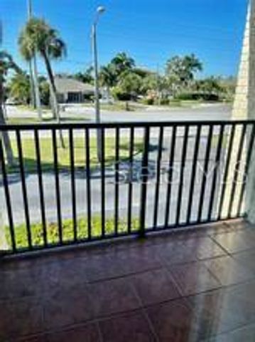 10365 PARADISE BOULEVARD 10, Treasure Island, FL 33706