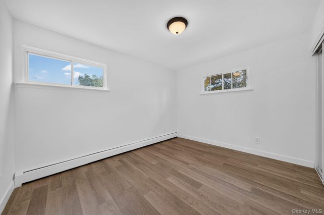 2602 Knickerbocker Avenue, Medford, NY 11763