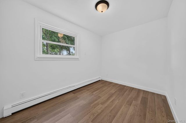 2602 Knickerbocker Avenue, Medford, NY 11763