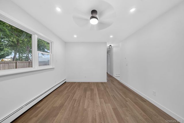 2602 Knickerbocker Avenue, Medford, NY 11763
