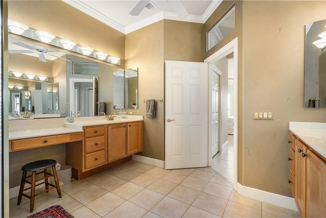 630 Bridgewater Lane SW, Vero Beach, FL 32962