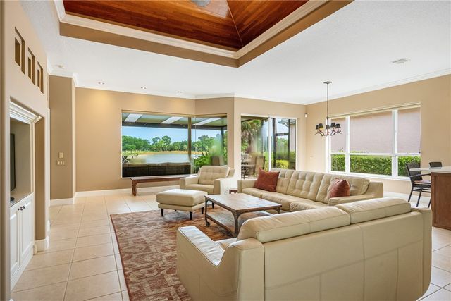 630 Bridgewater Lane SW, Vero Beach, FL 32962